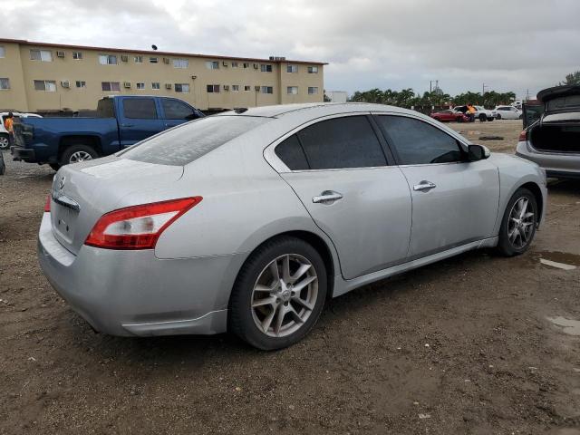 1N4AA5AP4AC805547 - 2010 NISSAN MAXIMA S SILVER photo 3