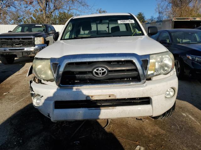 5TETU62N56Z205724 - 2006 TOYOTA TACOMA PRERUNNER ACCESS CAB WHITE photo 5