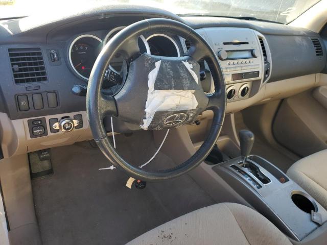 5TETU62N56Z205724 - 2006 TOYOTA TACOMA PRERUNNER ACCESS CAB WHITE photo 8