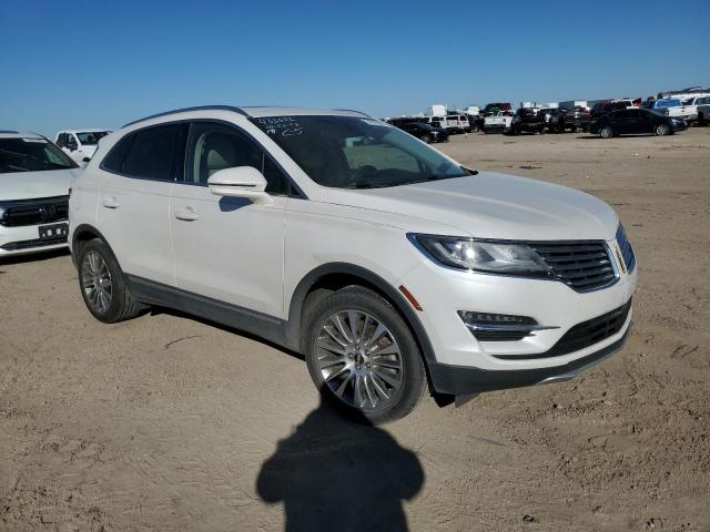 5LMCJ3C95HUL52235 - 2017 LINCOLN MKC RESERVE WHITE photo 4