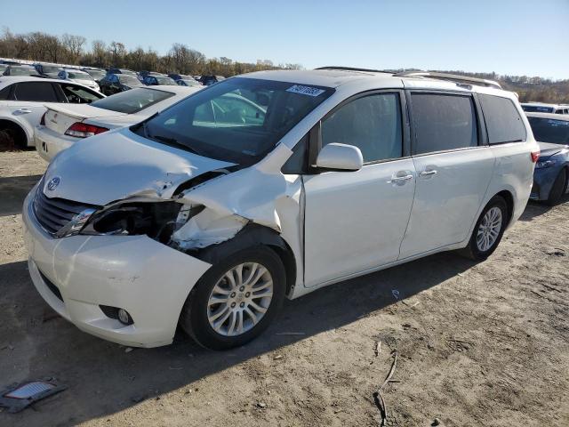 5TDYK3DC7GS751235 - 2016 TOYOTA SIENNA XLE WHITE photo 1