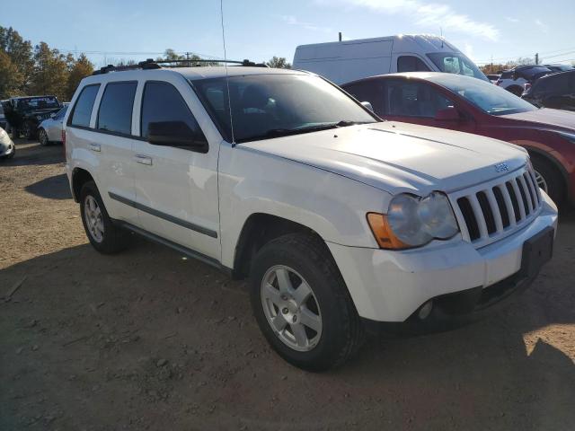 1J8GR48K08C238385 - 2008 JEEP GRAND CHER LAREDO WHITE photo 4