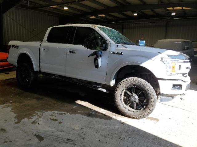 1FTEW1E52KKC64875 - 2019 FORD F150 SUPERCREW WHITE photo 4