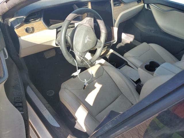 5YJSA1E22LF360575 - 2020 TESLA MODEL S WHITE photo 8