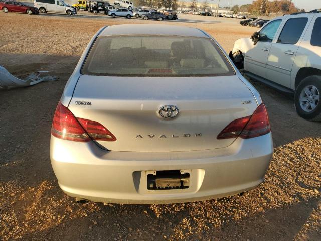 4T1BK36B08U320447 - 2008 TOYOTA AVALON XL SILVER photo 6