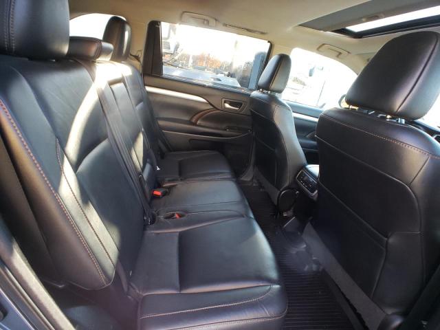 5TDJKRFH8GS505419 - 2016 TOYOTA HIGHLANDER XLE BLUE photo 11