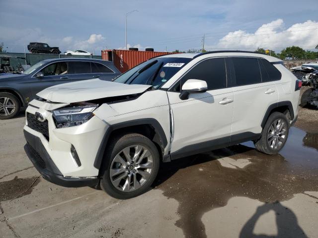 2022 TOYOTA RAV4 XLE PREMIUM, 