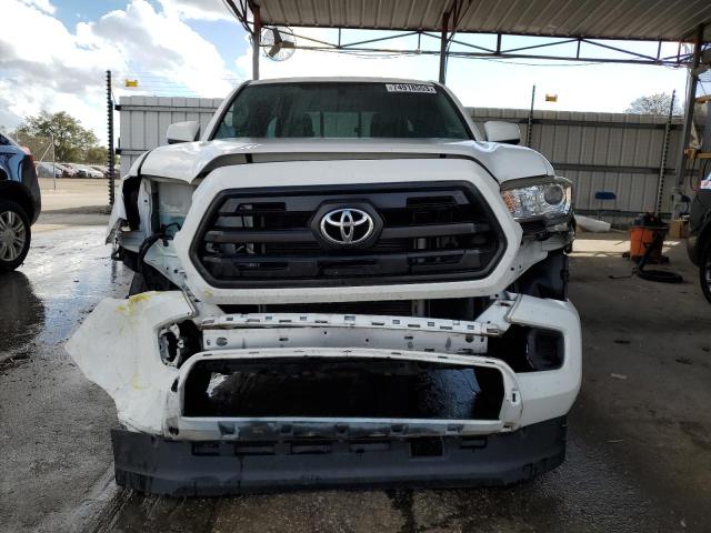 5TFRX5GN5HX089956 - 2017 TOYOTA TACOMA ACCESS CAB WHITE photo 5