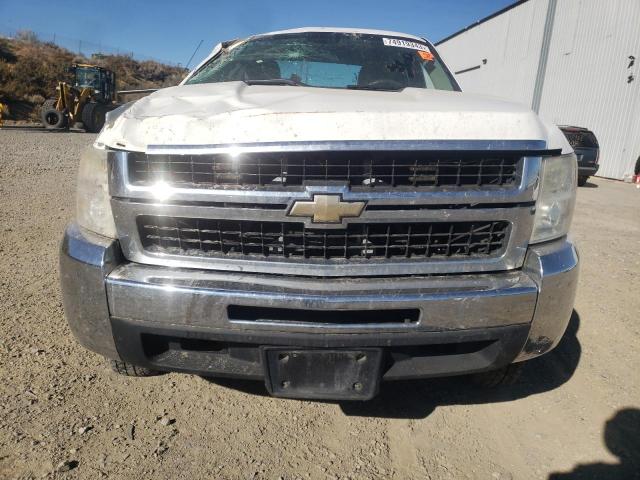 1GCHK79K39E150484 - 2009 CHEVROLET SILVERADO K3500 WHITE photo 5