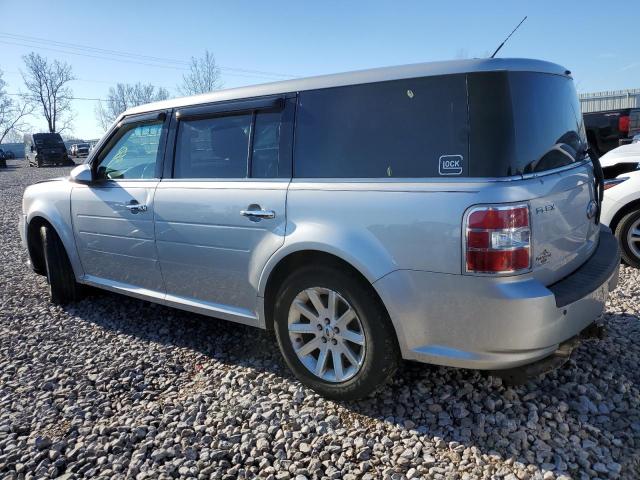 2FMEK62C79BA05374 - 2009 FORD FLEX SEL SILVER photo 2