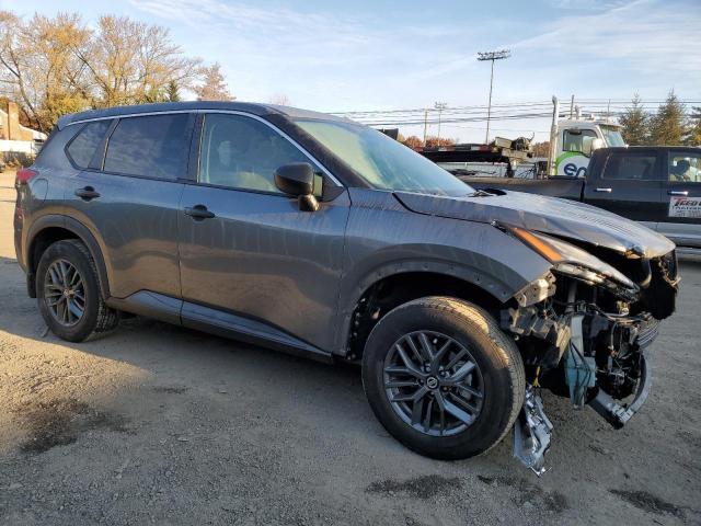 5N1AT3AA4MC822398 - 2021 NISSAN ROGUE S GRAY photo 4