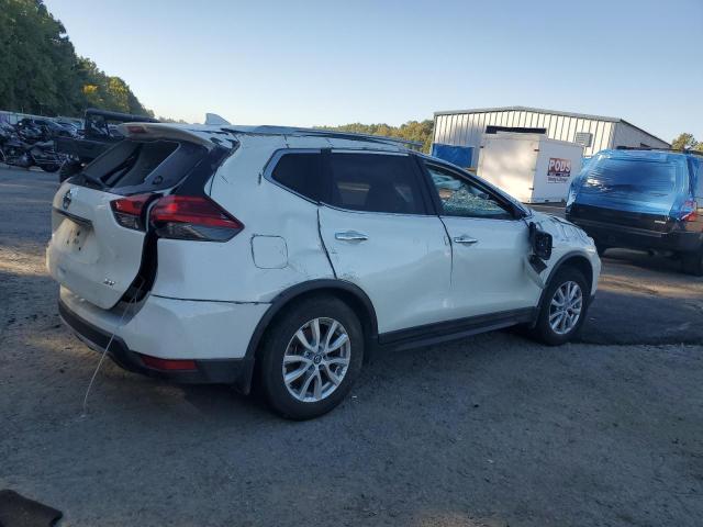 5N1AT2MN9HC755165 - 2017 NISSAN ROGUE SV WHITE photo 3