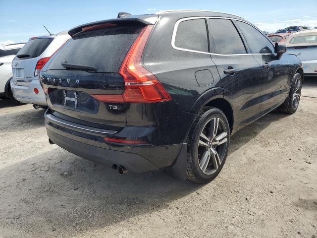 LYV102RKXJB114242 - 2018 VOLVO XC60 T5 BLACK photo 3