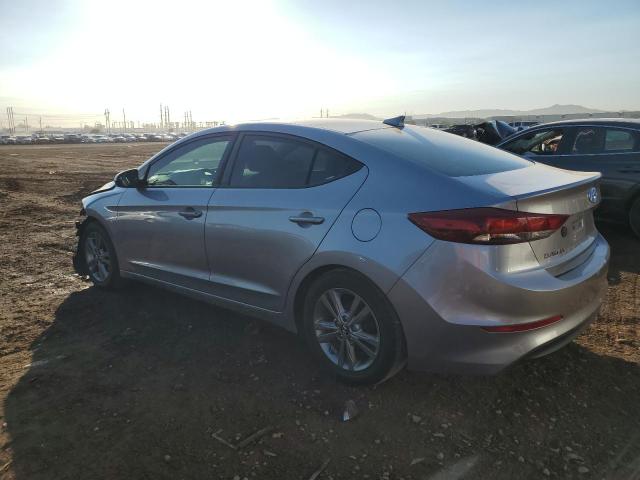 5NPD84LF8HH095830 - 2017 HYUNDAI ELANTRA SE SILVER photo 2