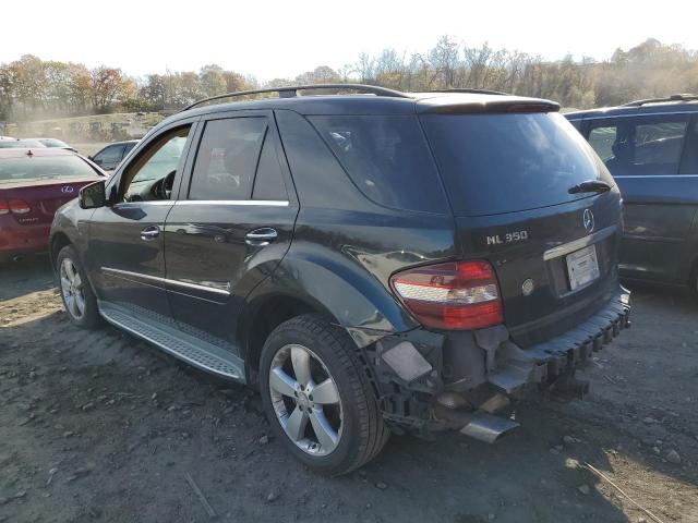 4JGBB8GB0BA684128 - 2011 MERCEDES-BENZ ML 350 4MATIC BLACK photo 2