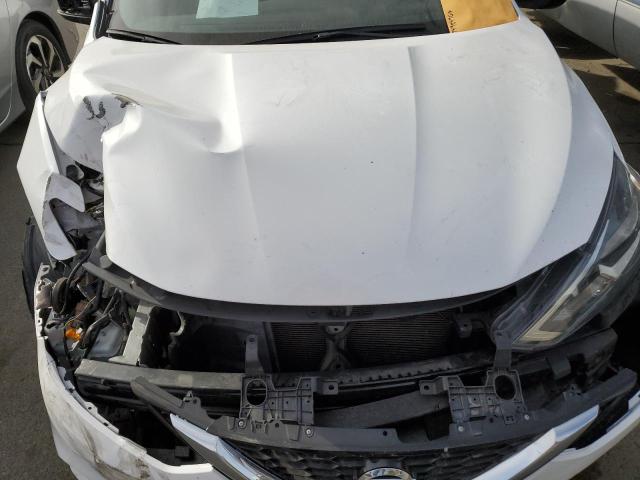 3N1AB7APXJY257244 - 2018 NISSAN SENTRA S WHITE photo 11