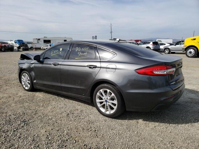 3FA6P0LU2LR267395 - 2020 FORD FUSION SE GRAY photo 2