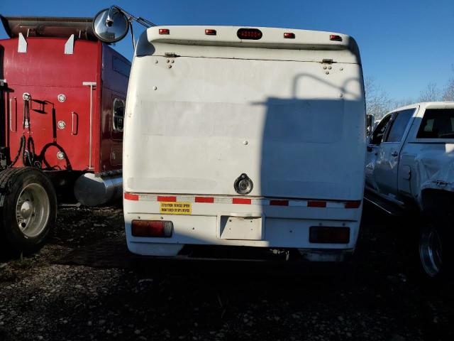 JL6BBD1SX8K013114 - 2008 MITSUBISHI FE 84D WHITE photo 6