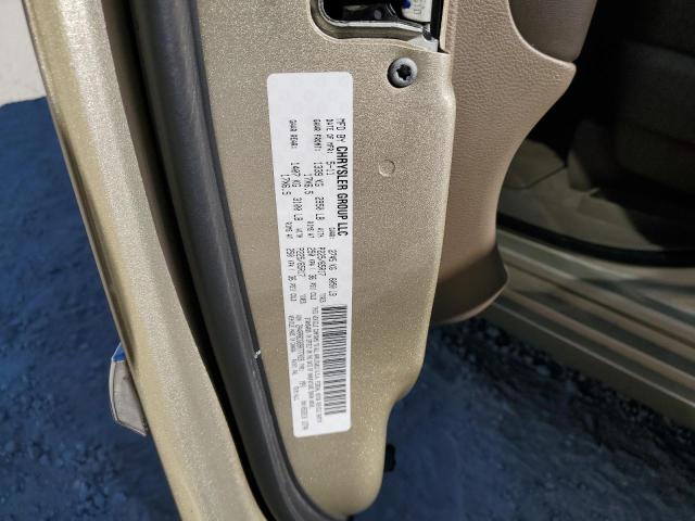 2A4RR8DG6BR777028 - 2011 CHRYSLER TOWN & COU TOURING L GOLD photo 13