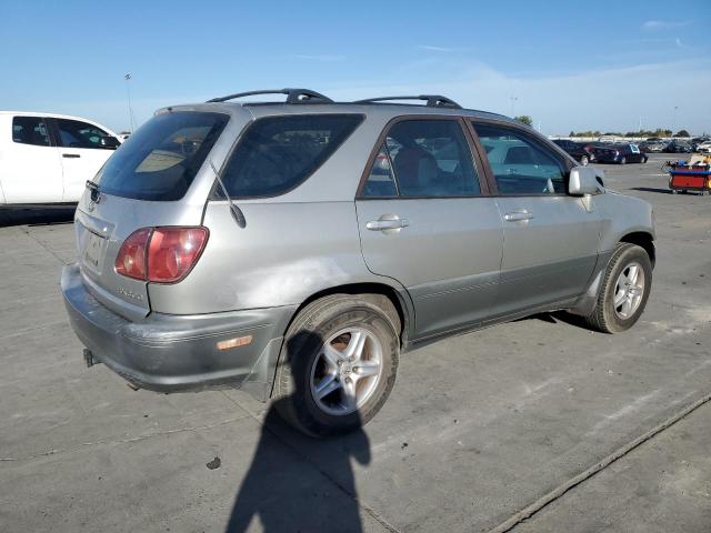 JT6HF10U9X0044395 - 1999 LEXUS RX 300 SILVER photo 3