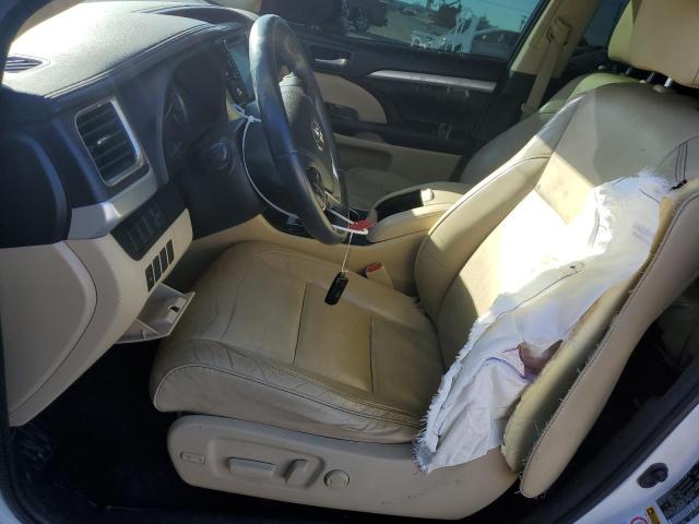 5TDKKRFH3GS126364 - 2016 TOYOTA HIGHLANDER XLE WHITE photo 7