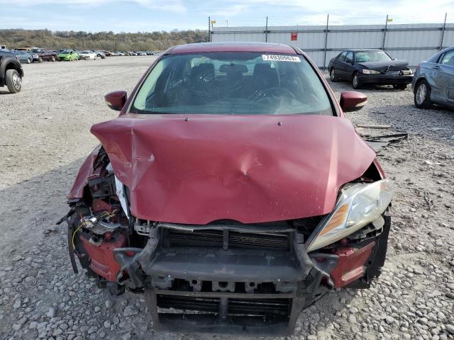 1FADP3F29DL381588 - 2013 FORD FOCUS SE RED photo 5