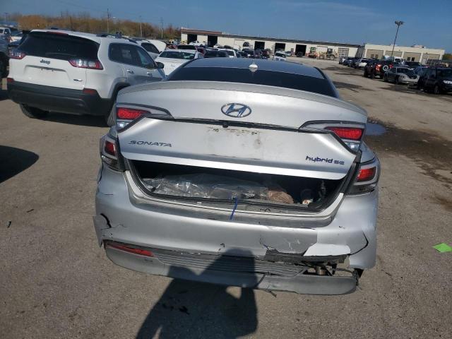 KMHE24L14GA011661 - 2016 HYUNDAI SONATA HYBRID SILVER photo 6