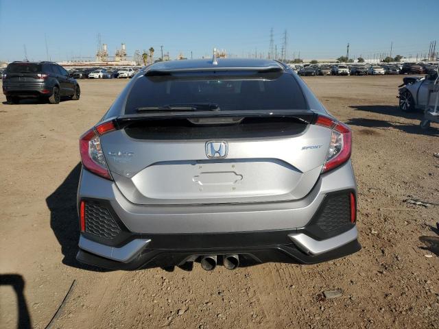 SHHFK7H49JU231209 - 2018 HONDA CIVIC SPORT 银色 照片 6