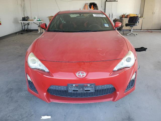 JF1ZNAA19F8704932 - 2015 TOYOTA SCION FR-S RED photo 5