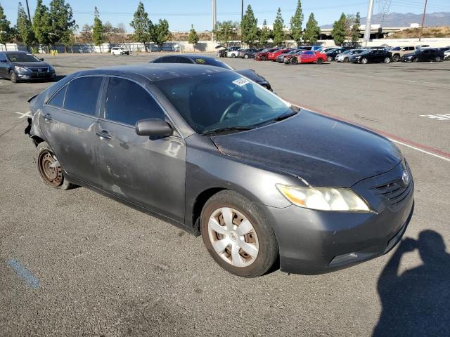 4T4BE46K18R033315 - 2008 TOYOTA CAMRY CE GRAY photo 4