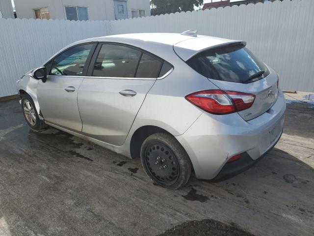 3G1BE6SM2JS645474 - 2018 CHEVROLET CRUISE LT TWO TONE photo 2