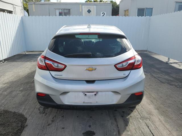 3G1BE6SM2JS645474 - 2018 CHEVROLET CRUISE LT TWO TONE photo 6