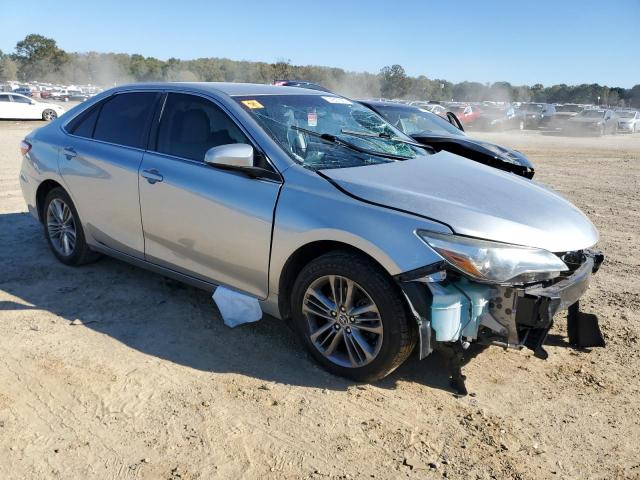 4T1BF1FK4FU043369 - 2015 TOYOTA CAMRY LE SILVER photo 4