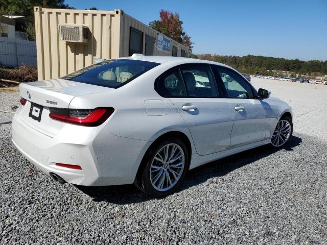 3MW69FF06P8D53169 - 2023 BMW 330I WHITE photo 3