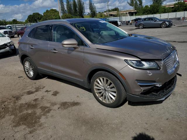 5LMCJ1C90KUL44510 - 2019 LINCOLN MKC BEIGE photo 4