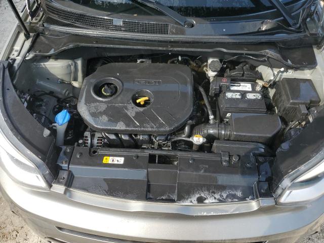 KNDJP3A55H7499389 - 2017 KIA SOUL + GRAY photo 11