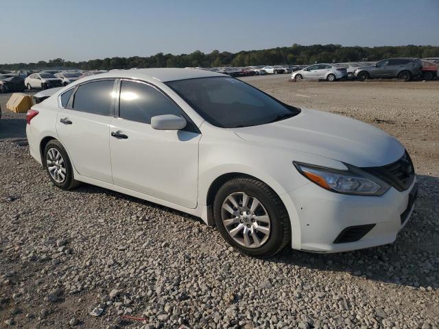 1N4AL3AP1GN392028 - 2016 NISSAN ALTIMA 2.5 WHITE photo 4