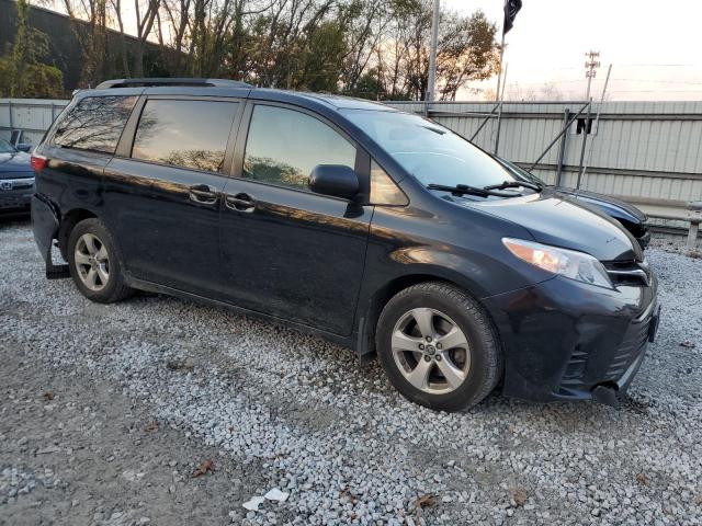 5TDKZ3DC6KS019141 - 2019 TOYOTA SIENNA LE BLACK photo 4