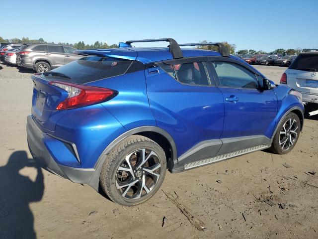 NMTKHMBXXJR057693 - 2018 TOYOTA C-HR XLE BLUE photo 3