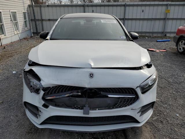 W1K3G4FB3NJ367409 - 2022 MERCEDES-BENZ A 220 4MATIC WHITE photo 5