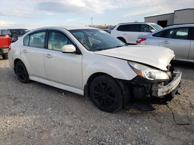 4S3BMBC65D3009127 - 2013 SUBARU LEGACY 2.5I PREMIUM WHITE photo 4