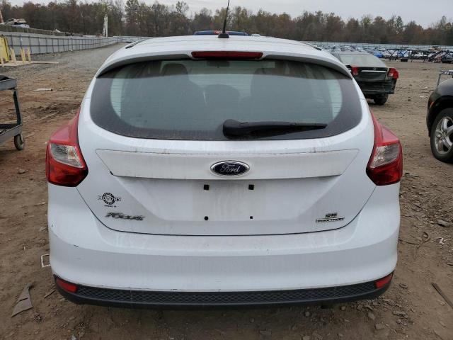 1FADP3K26EL350967 - 2014 FORD FOCUS SE WHITE photo 6