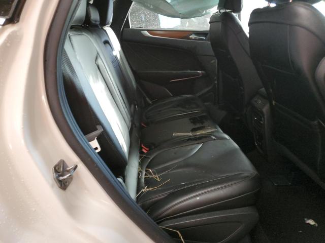 5LMCJ3C93KUL52175 - 2019 LINCOLN MKC RESERVE თეთრი ფოტო 11