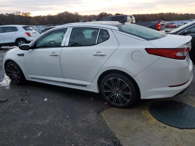 5XXGR4A68DG118851 - 2013 KIA OPTIMA SX WHITE photo 2