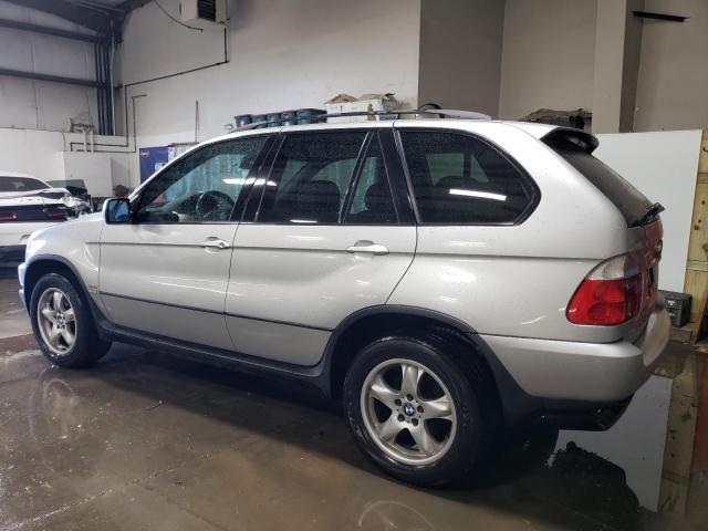 WBAFB33511LH16953 - 2001 BMW X5 4.4I SILVER photo 2