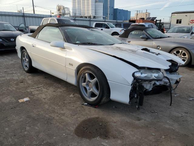 2G1FP32G6W2141723 - 1998 CHEVROLET CAMARO Z28 WHITE photo 4