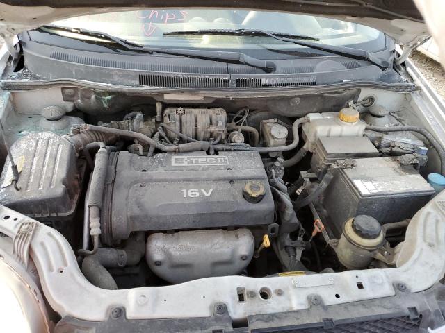 KL1TD56627B115361 - 2007 CHEVROLET AVEO BASE SILVER photo 11