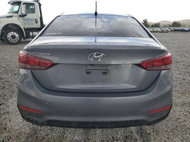 3KPC24A32JE026499 - 2018 HYUNDAI ACCENT SE GRAY photo 6