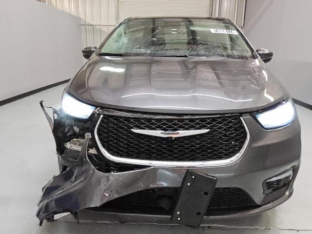 2C4RC1BG8PR529145 - 2023 CHRYSLER PACIFICA TOURING L GRAY photo 5