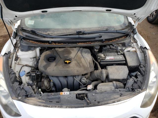 KMHD35LH7HU368358 - 2017 HYUNDAI ELANTRA GT WHITE photo 11